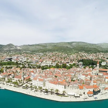 Apartman Kapar - Sufit *