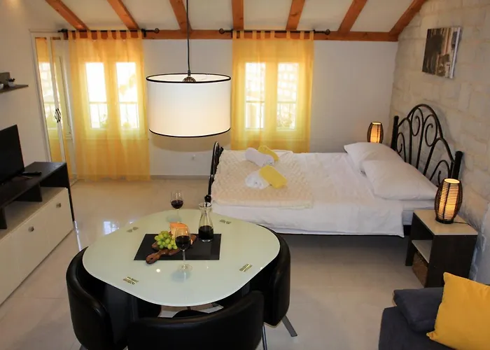 Kapar - Sufit * Trogir