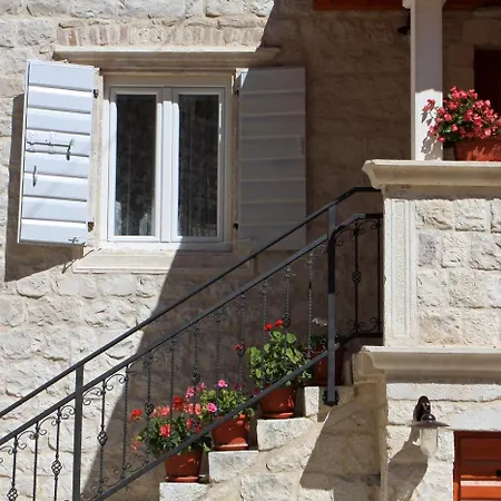 Kapar - Sufit Apartman