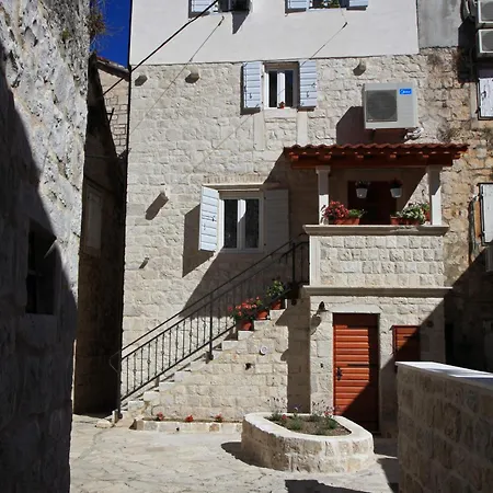 Kapar - Sufit Apartment Trogir