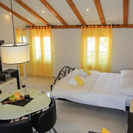 Kapar - Sufit Apartment